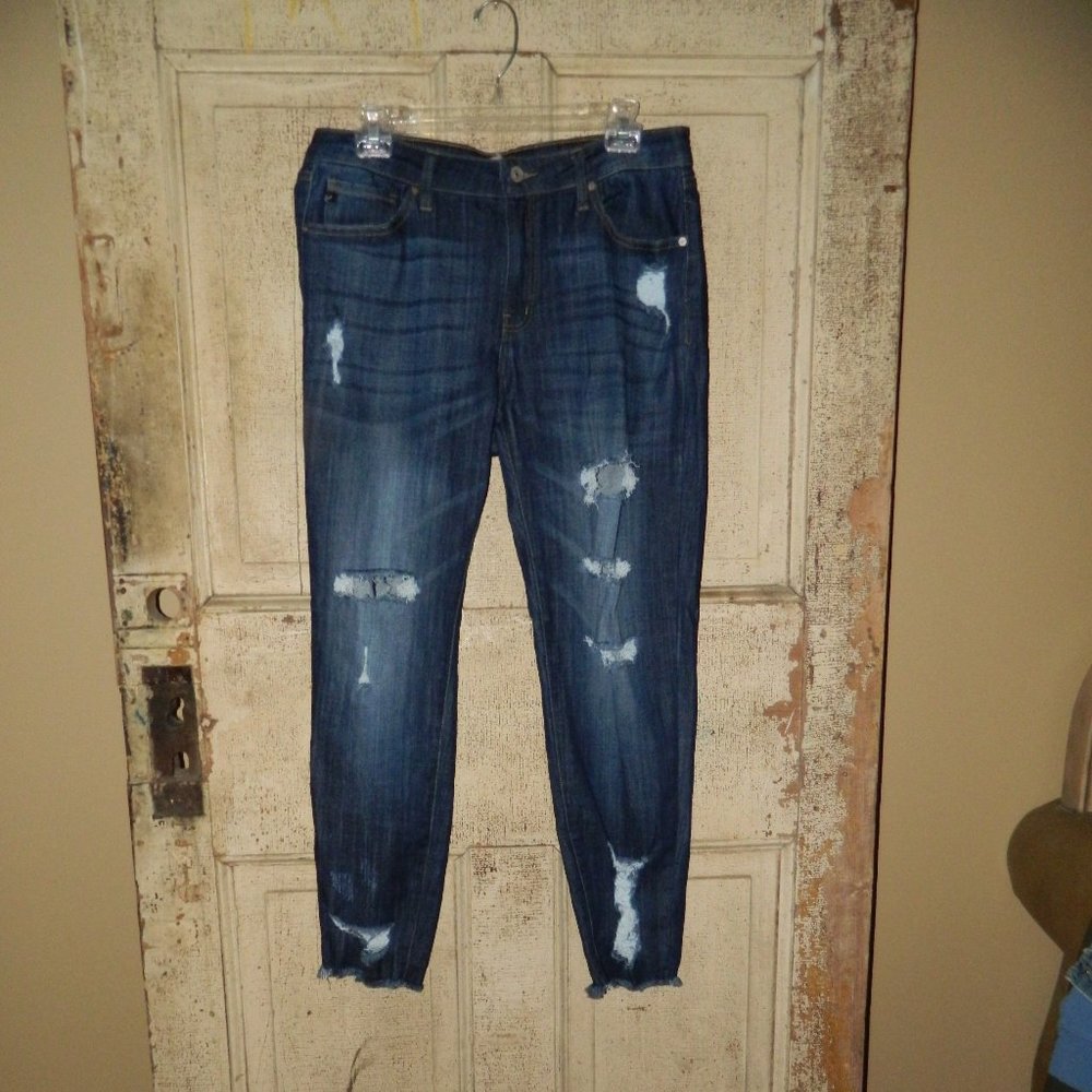 KanCan Distressed Blown Out Skinny Jeans Size 13/30 (S-3)